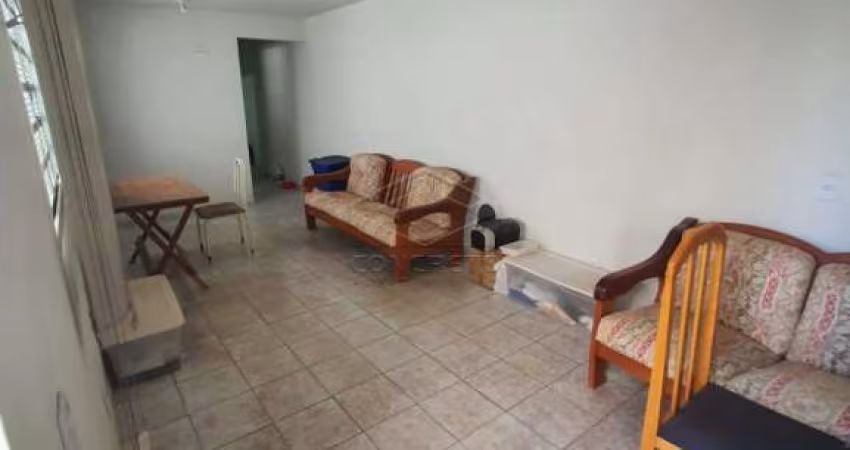Residência com 04 dormitórios - Vila Cardia