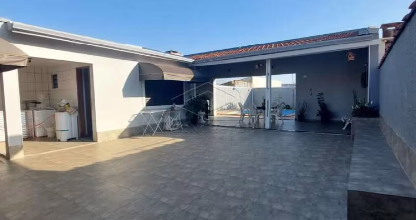 Residência térrea com 3 dormitórios - PQ Paulistano