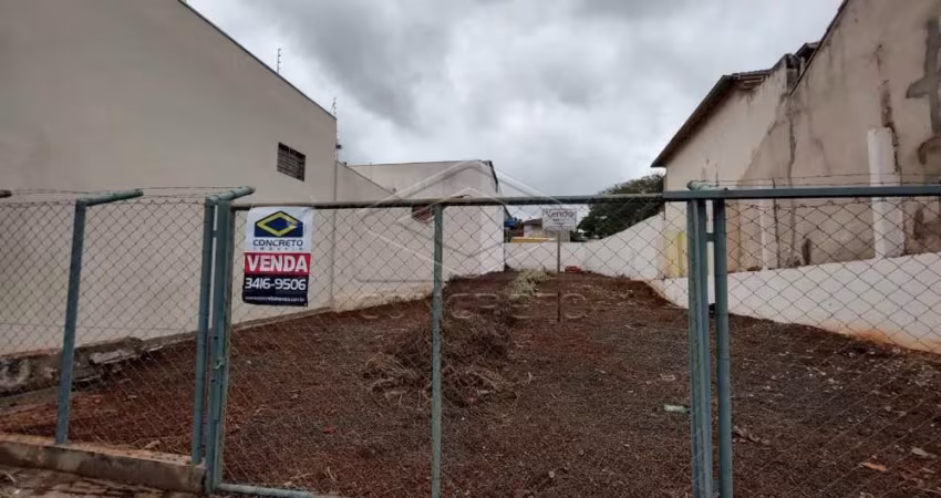 Terreno Área em Jaú