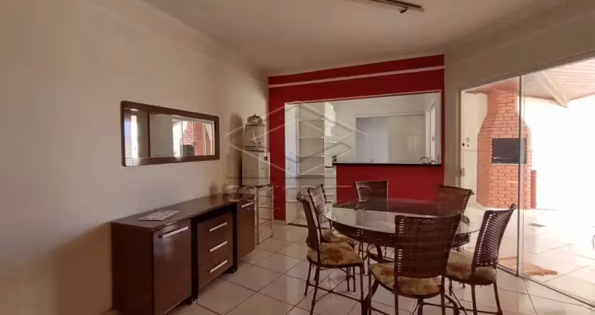RESIDÊNCIA 3 DORMITÓRIOS 1 SUÍTE COM PISCINA