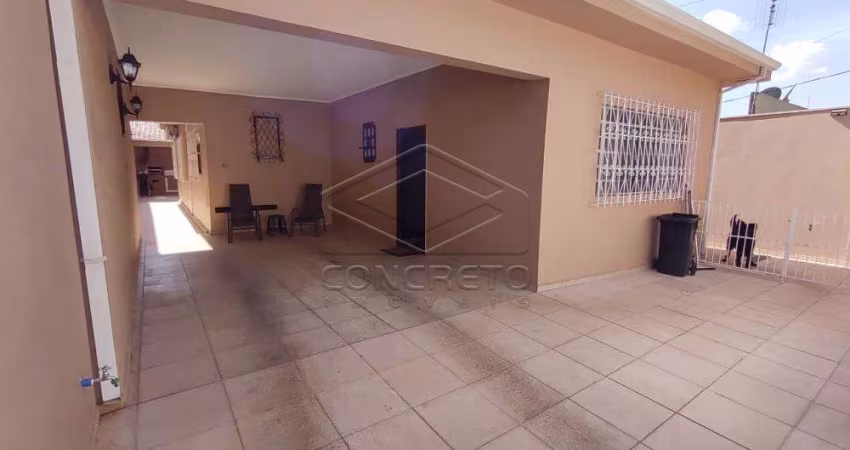 Casa ampla com Edícula no Jardim Redentor para Venda