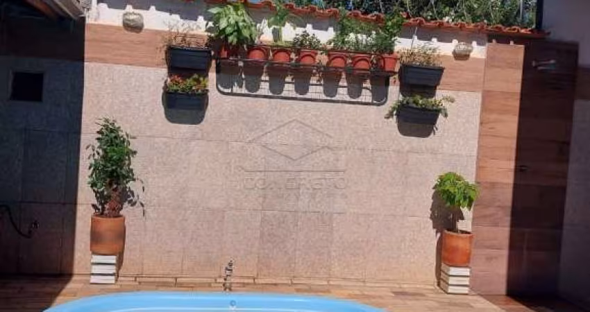 CASA COM PISCINA - VILA INDUSTRIAL