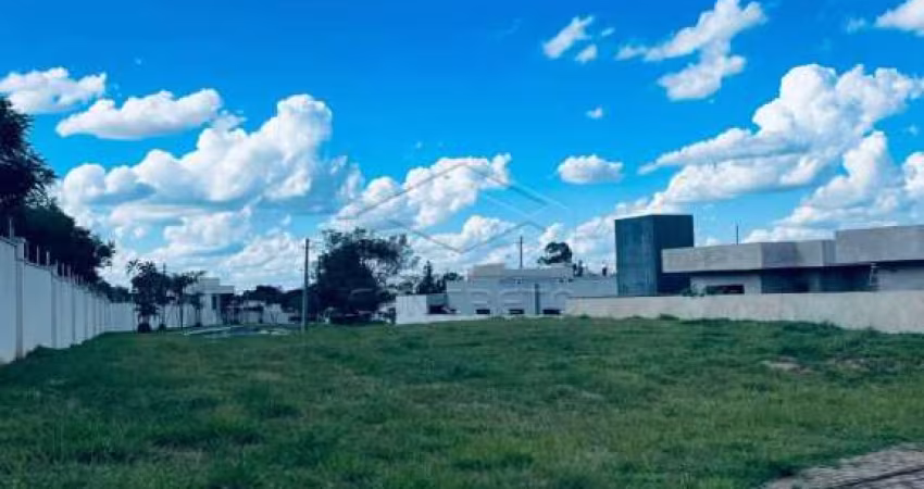 Lote com 900m² - Villa Dumont
