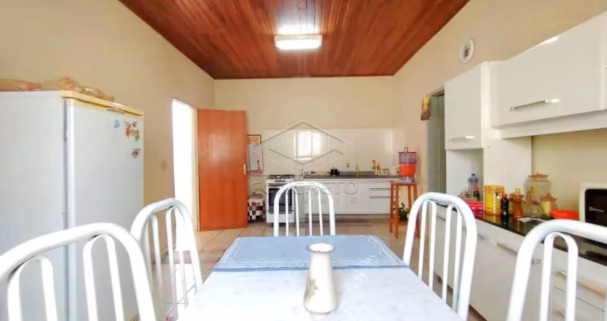 Casa Padrão em Lençóis Paulista