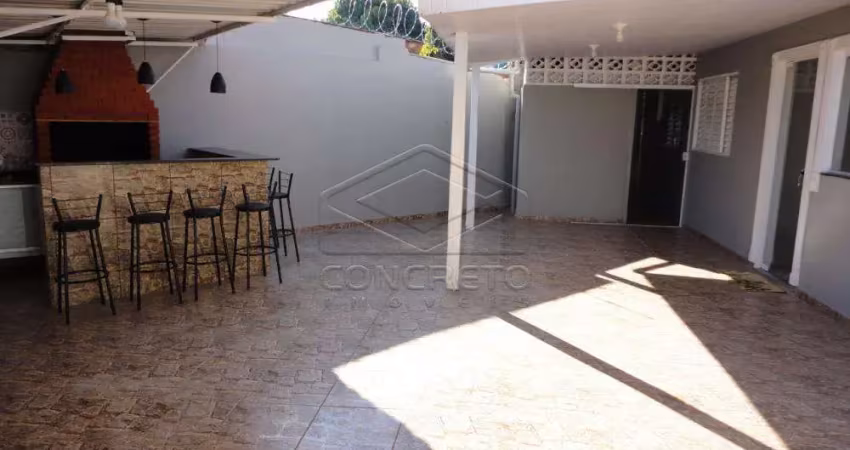 Casa com 3 quartos à venda na Vila Independência, Bauru 