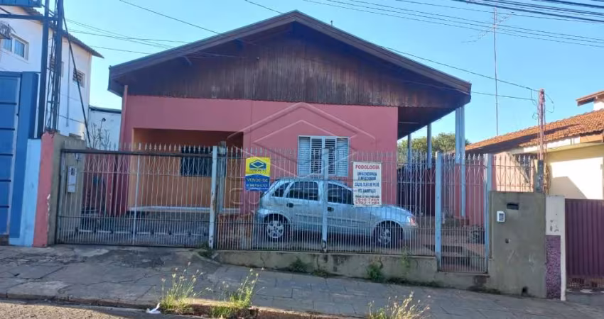 RESIDÊNCIA A VENDA PRÓX. NUNO DE ASSIS