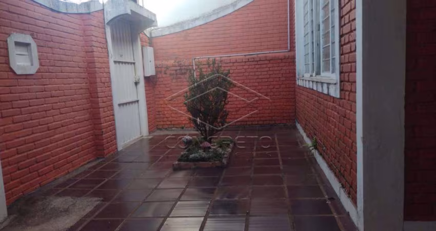 Casa Padrão em Agudos