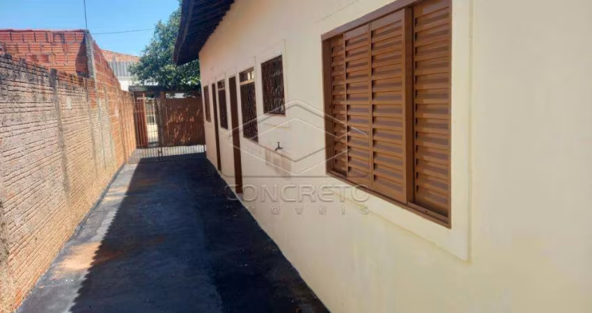 Ótima casa para venda no Parque Santa Edwiges