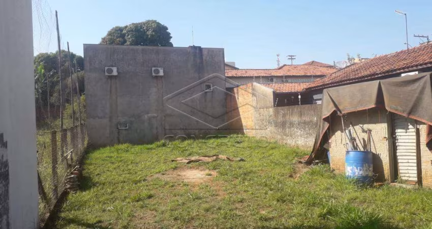 Terreno Padrão em Agudos