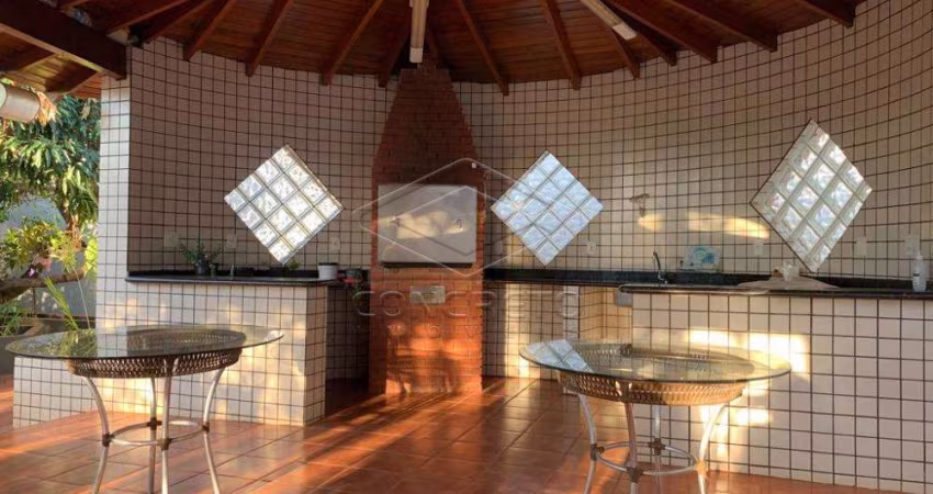 Casa Padrão em Lençóis Paulista