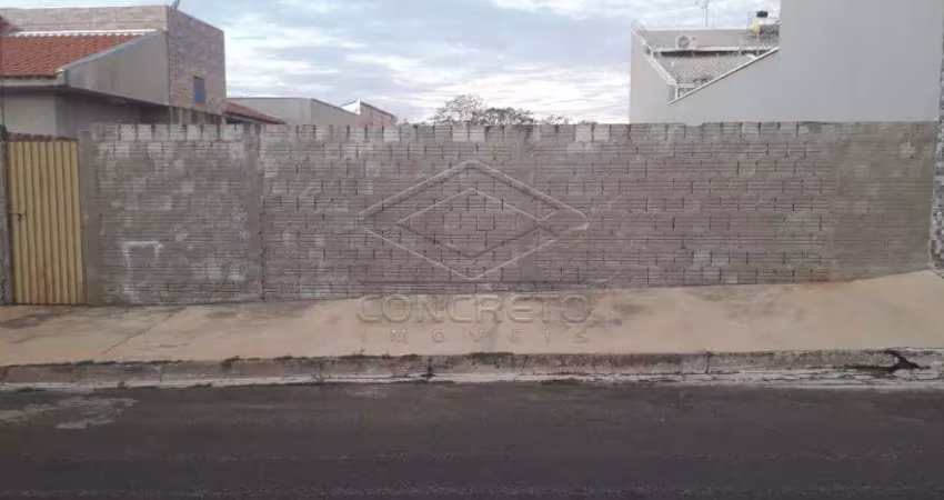 Casa à venda no Jardim Marcia, Agudos 