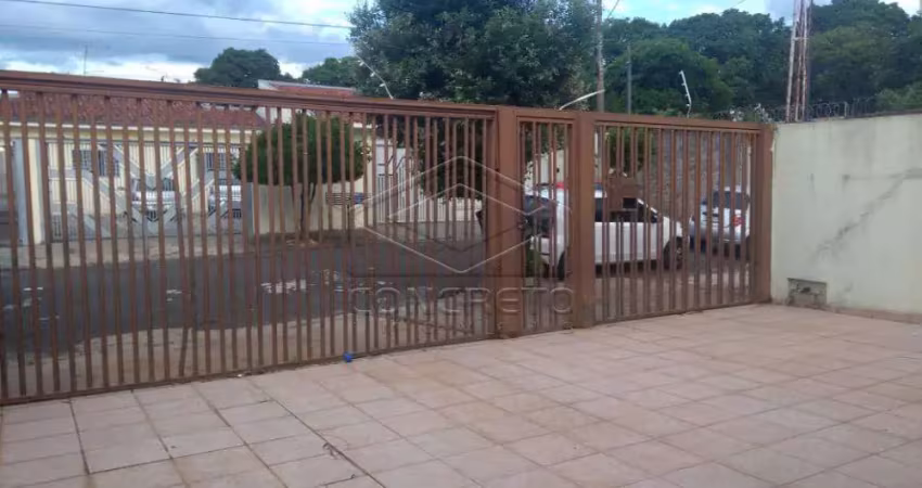 Casa com 3 quartos à venda na Vila Coralina, Bauru 