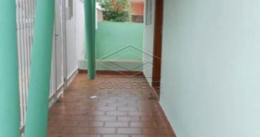 Casa Padrão em Lençóis Paulista