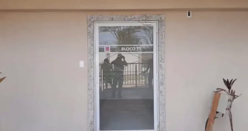Apartamento com 2 quartos para alugar no Jardim Godoy, Bauru 