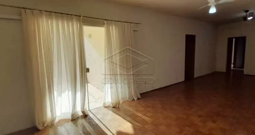 Casa com 4 quartos para alugar no Centro, Jaú 