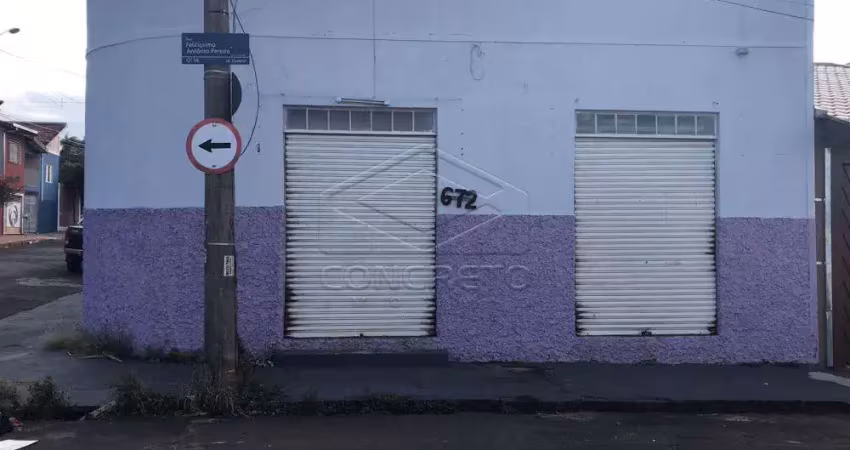 Salão comercial com ótima localização e espaço de sobra próximo à av. castelo branco