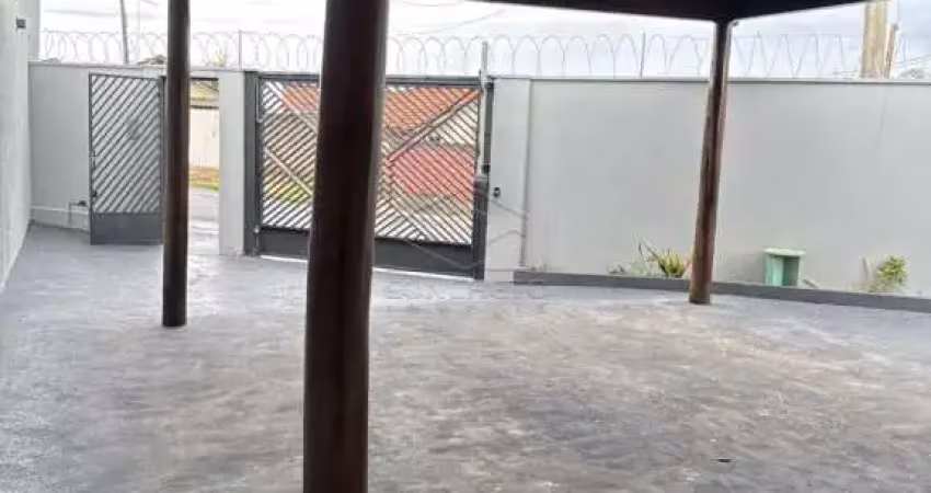 Residência com 3 dormitórios em excelente localização