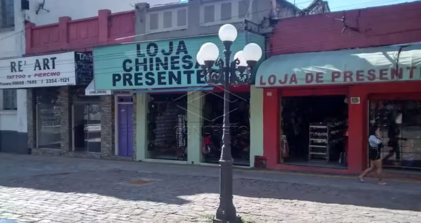 Casa comercial à venda no Centro, Botucatu 