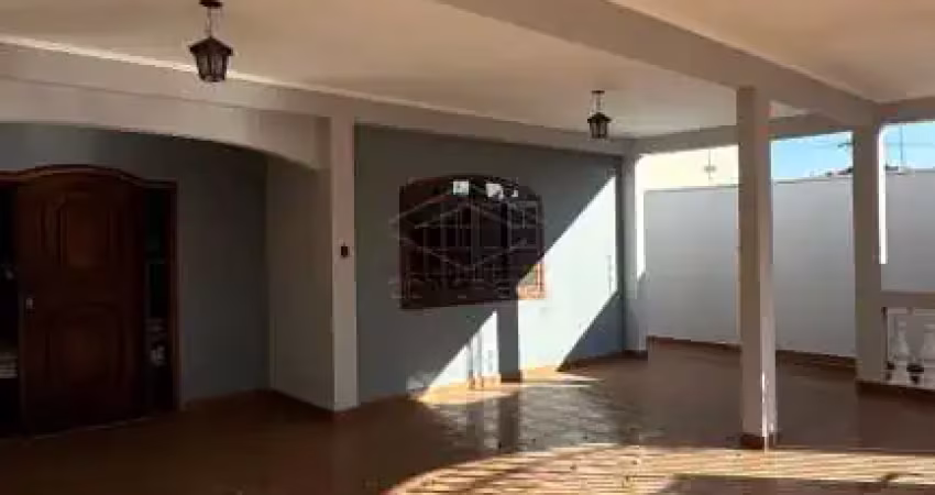 Sobrado com 5 dormitórios, sendo 1 suíte. excelente localização, próximo à unisagrado e uninove. vila maracy, bauru/sp