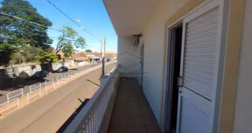 Casa com 2 quartos para alugar no Jardim Paraíso, Botucatu 