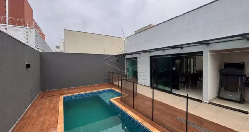 Casa com 3 quartos à venda na Vila Malvina, Agudos 