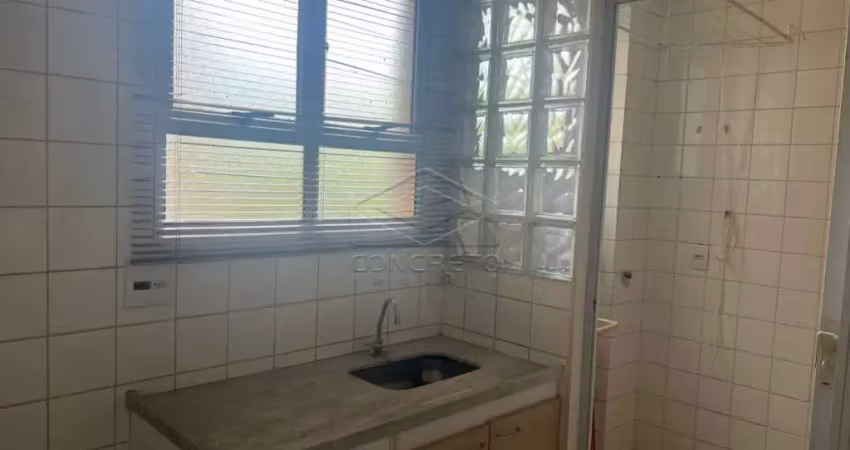 Apartamento 2 dorm, 2 vagas de garagem - excelente localização, próximo às avenidas nossa senhora de fátima e getúlio vargas