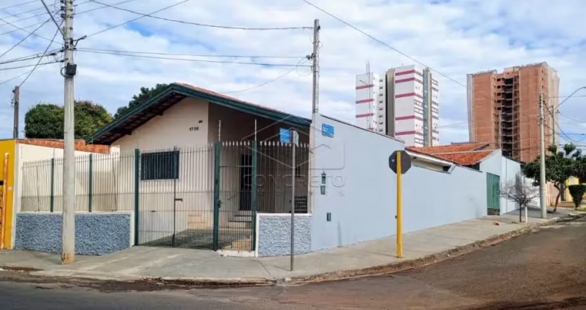 Casa com 3 quartos para alugar no Jardim Eugênia, Bauru 