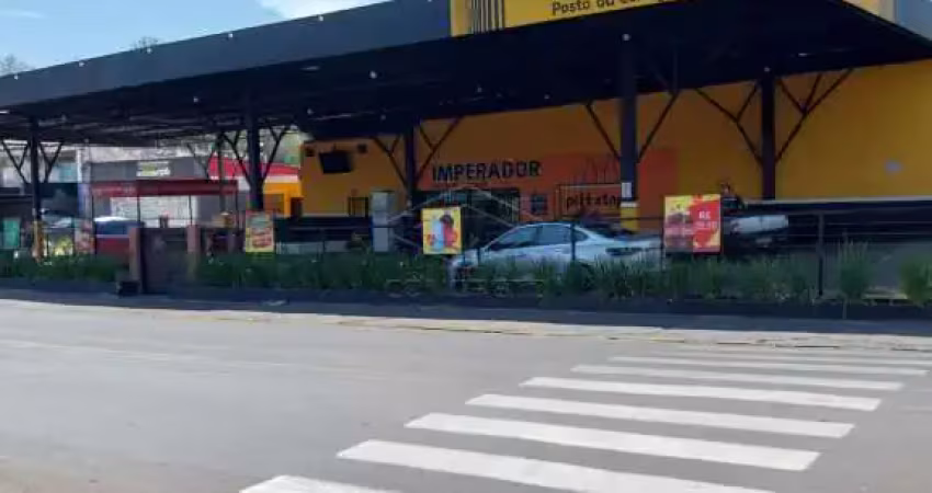Excelente ponto comercial amplo na entrada de agudos
