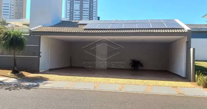 Excelente residência diferenciada construída em dois lotes