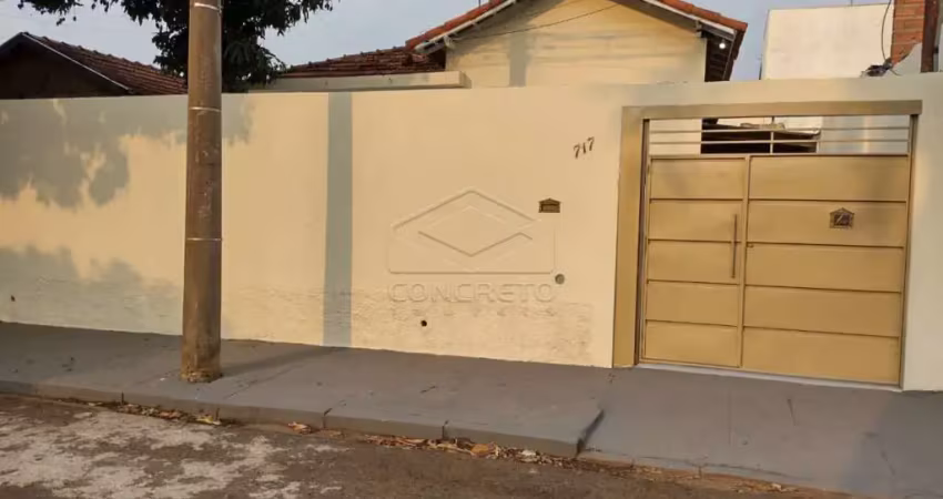 Casa com 2 quartos para alugar na Vila Coralina, Bauru 