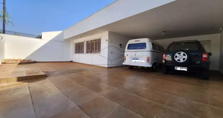 Casa com 4 quartos para alugar na Chácara Peccioli, Jaú 