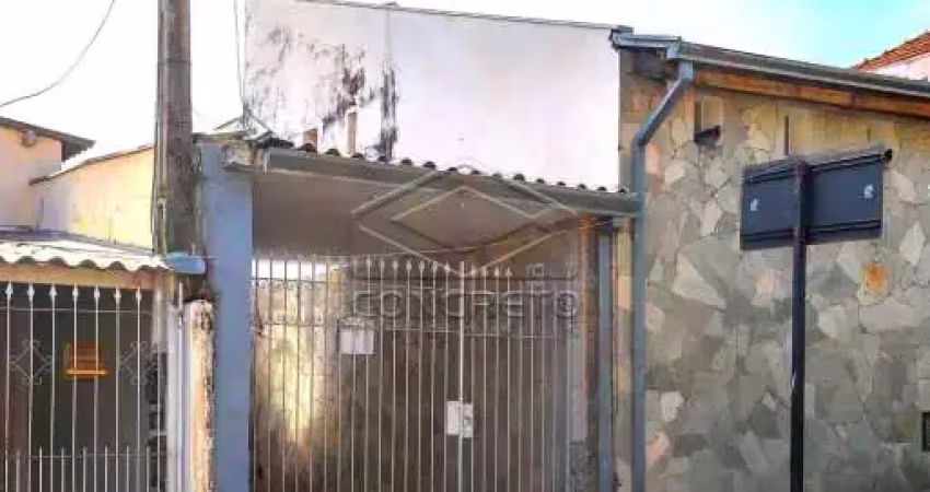 Casa com 2 quartos para alugar no Centro, Bauru 