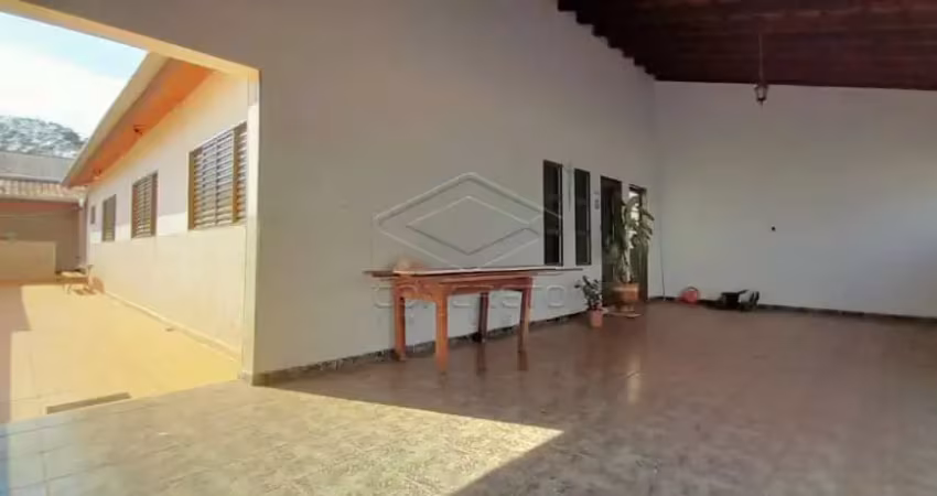 Casa com 3 quartos para alugar no Jardim Nova Jaú, Jaú 