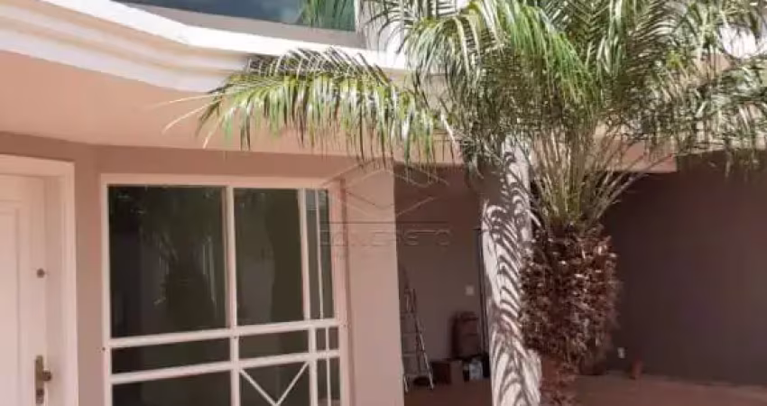 Casa com 3 quartos para alugar no Altos do Paraíso, Botucatu 