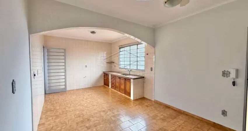 Casa com 3 quartos para alugar no Jardim Estádio, Jaú 