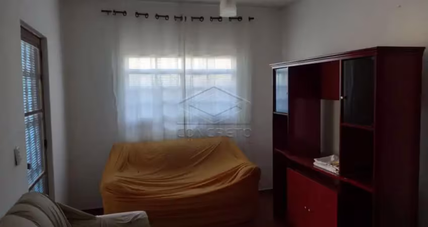 Casa com 3 quartos para alugar na Vila Dutra, Bauru 