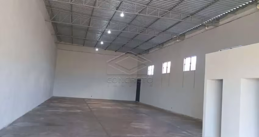 Barracão recém construído em excelente localização. jardim barcelona i, piratininga/sp