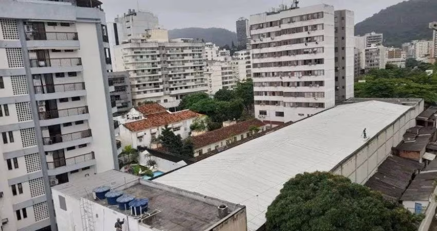 Apartamento com 3 quartos à venda em Botafogo