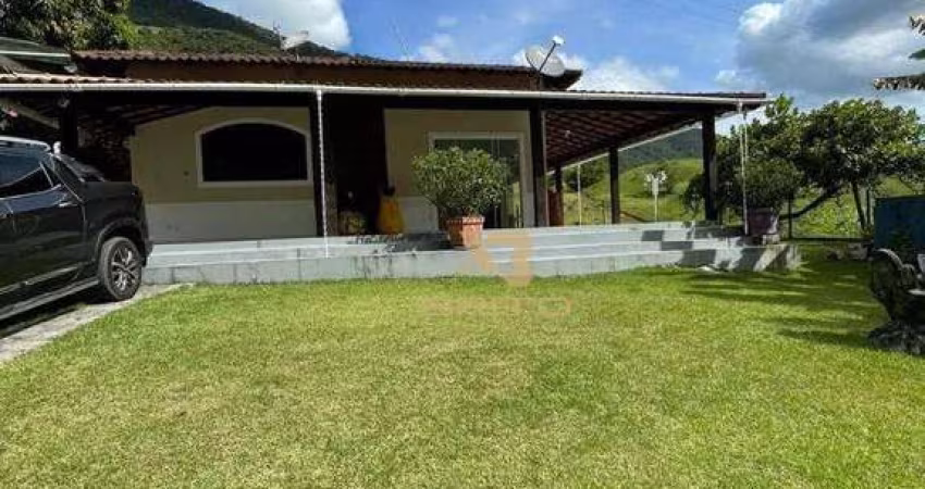 Chácara com 5 dormitórios à venda, 2000 m² - Área Rural de Macaé - Macaé/RJ