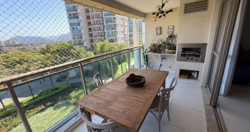 Quatro paredes vende: sofisticação e exclusividade no santa mônica jardins – barra da tijuca 4 suítes c/ varanda + dep