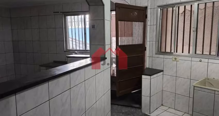 Casa com 2 quartos para alugar no Parque das Américas, Mauá 