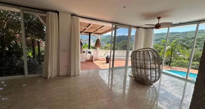 Casa em condomínio fechado com 5 quartos à venda na Rua Sebastião Laurentino da Silva, 1002, Córrego Grande, Florianópolis