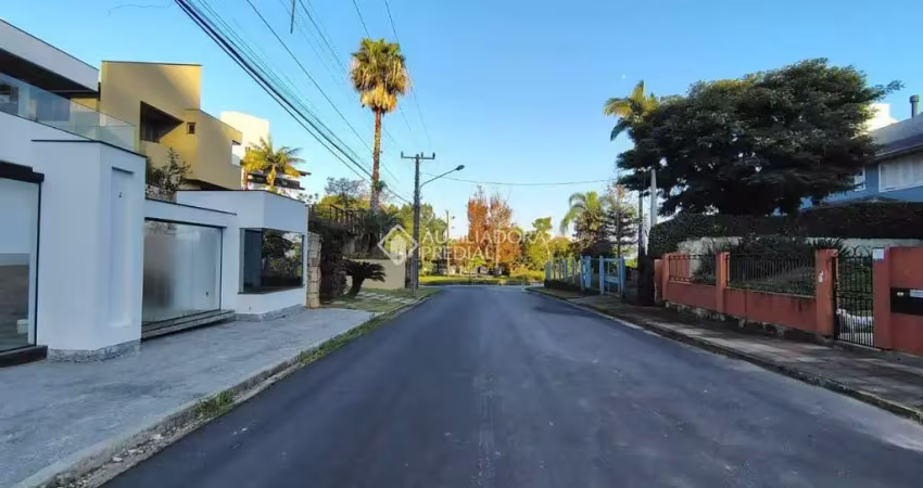 Terreno à venda na Rua Waldemar Figueiró, 63, João Paulo, Florianópolis