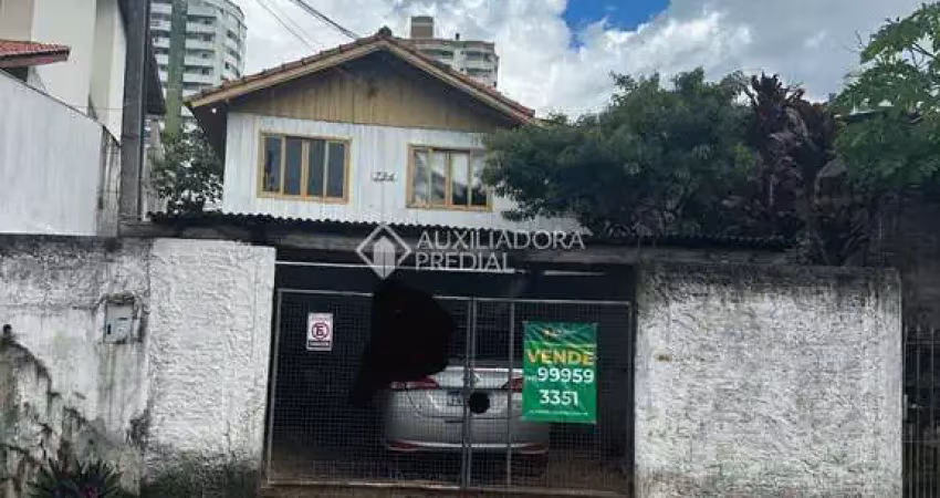 Terreno à venda na Rua Coronel Américo, 794, Barreiros, São José