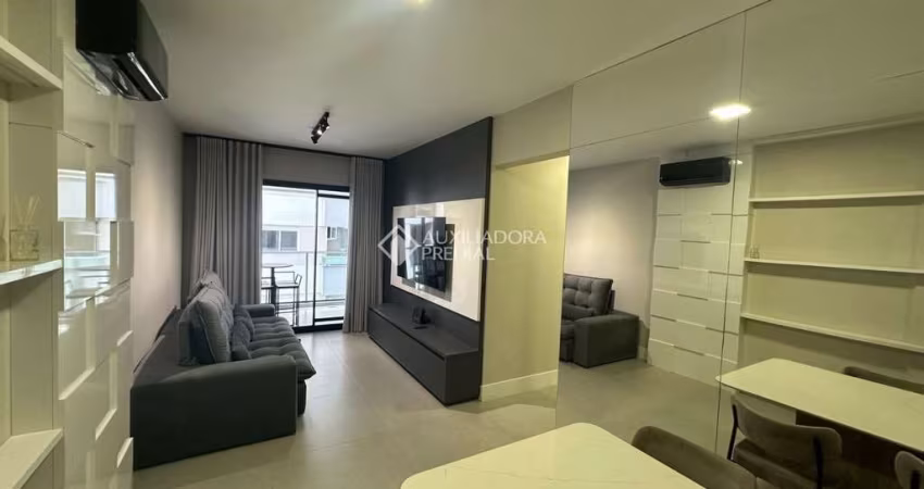 Apartamento com 2 quartos para alugar na Avenida Cruz e Souza, 441, Campinas, São José