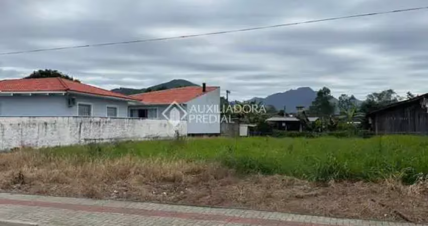 Terreno à venda na Maria Turnes Becker, 155, Vila Becker, Santo Amaro da Imperatriz