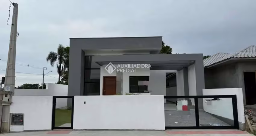 Casa com 3 quartos à venda na Valmor Eiroff, 9, Forquilhas, São José