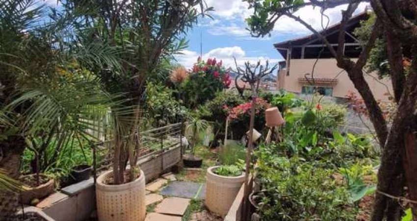 Casa com 3 quartos à venda em Guarani, Belo Horizonte 