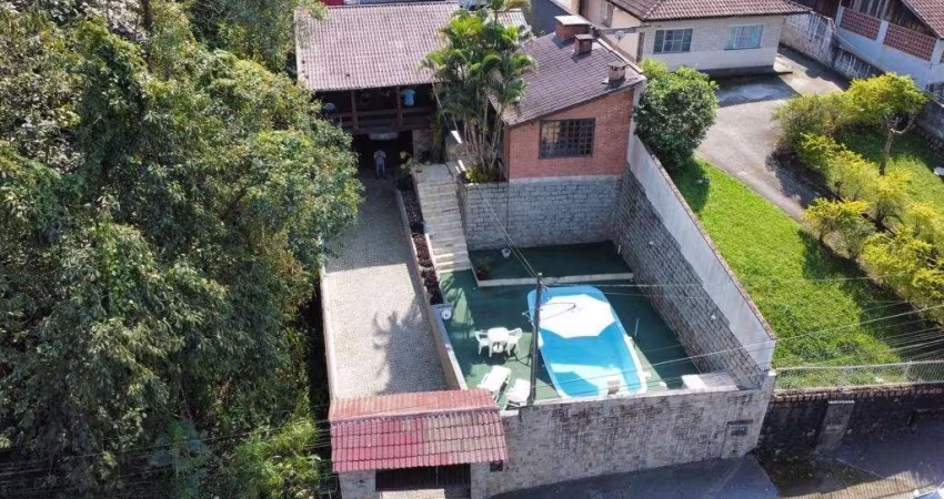 CASA no FLORESTA com 3 quartos para VENDA, 297 m²