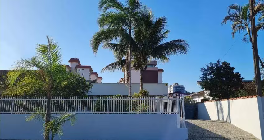 CASA no FLORESTA com 4 quartos para VENDA, 152 m²